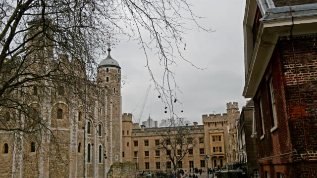 One-of-Londons-tourist-spot-is-the-tower-of-London