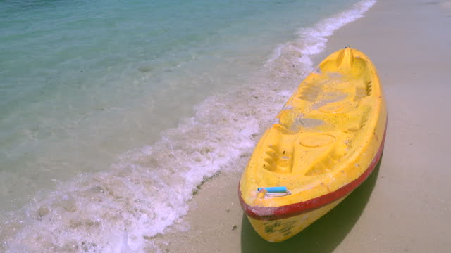 kayaks-en-la-playa.
