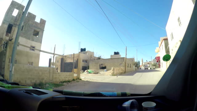 Fahren-Sie-Pov-an-Palästina-Landstraße-in-der-judäischen-Wüste-Saba-Kloster