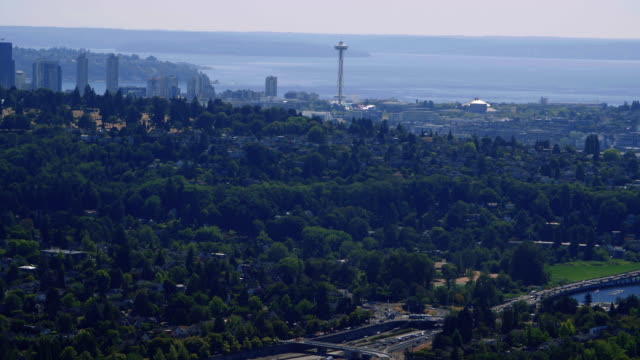 Skyline-de-Seattle-zoom-telefoto-antena