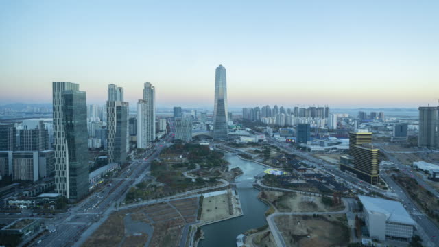 Timelapse-de-Incheon,-Central-Park-en-Songdo-International-Business-District,-Corea-del-sur