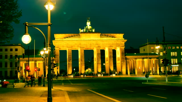 The-Brandenburg-Gate-(-Brandenburger-Tor),-attraction-in-Berlin