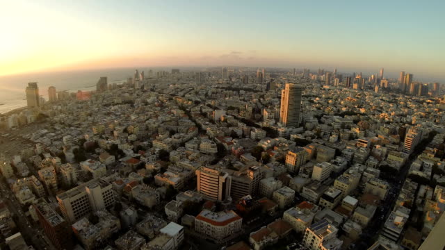 Tel-Aviv-lapso-de-tiempo-del-atardecer-de-la-ciudad-de-ángulo-amplio