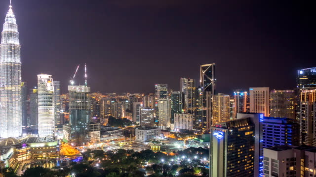 Nightscape-cloudy-time-lapse-of-Kuala-Lumpur-city-skyline.