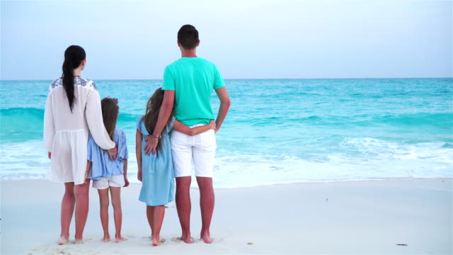 Family-beach-vacation