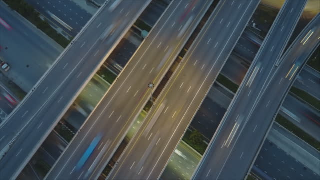 4k-timelapse,-time-lapse-of-road-intersection