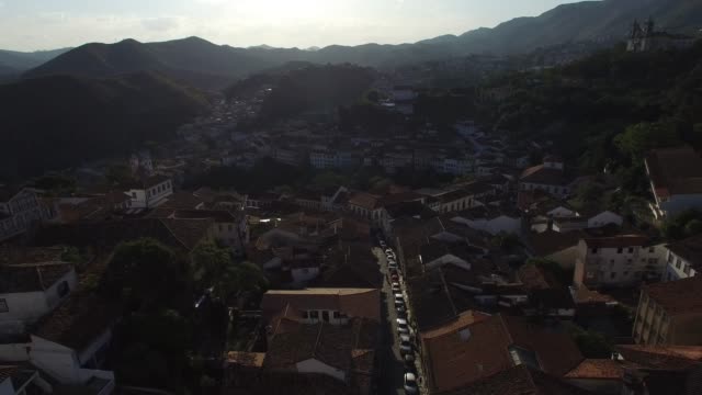 Luftaufnahmen-der-Stadt-Ouro-Preto-in-Minas-Gerais,-Brasilien