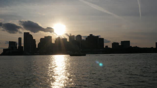Puesta-de-sol-detrás-de-Boston-Downtown