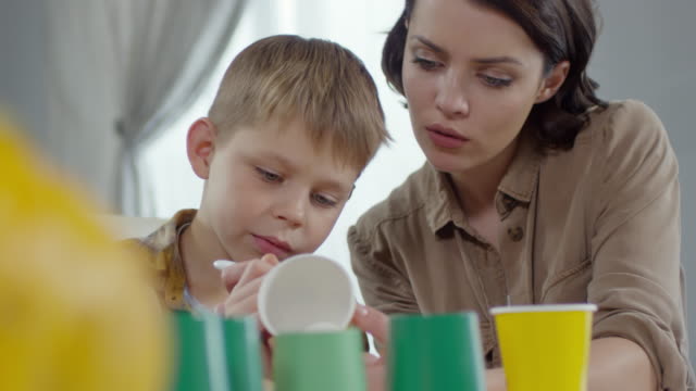 Mom-and-Son-Making-Party-Cups