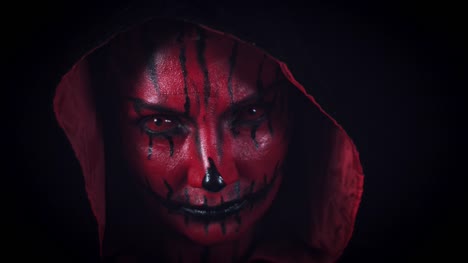 4-k-Horror-Halloween-Teufel,-Zoom-in,-Gesicht
