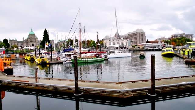 Victoria-Inner-Harbour-und-British-Columbia,-Kanada