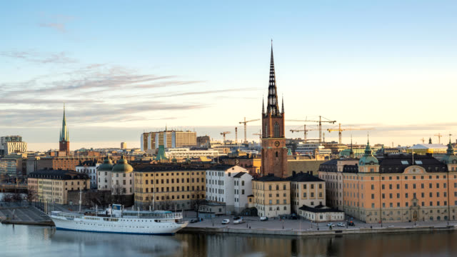 Stockholm-Sweden-time-lapse-4K,-city-skyline-timelapse-at-City-Hall-and-Gamla-Stan