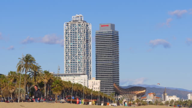 barcelona-Tageslicht-beach-Gebäude-4-k-Spanien