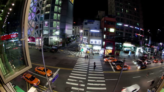 Zeitraffer-von-Seoul-Verkehr-in-der-Nacht,-Südkorea