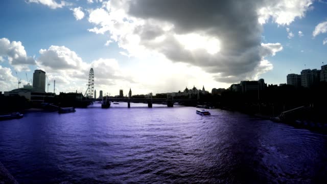 Thames-River,-Big-Ben-and-London-Eye,-Time-Lapse,-London,-Loop