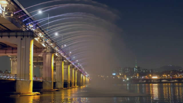 Banpo-Brücke-in-der-Nacht-in-Seoul,-Korea