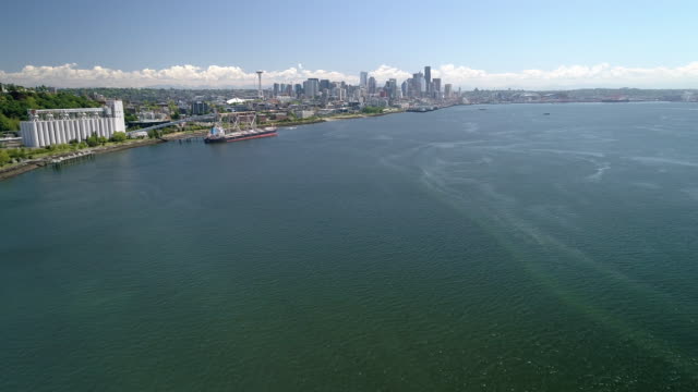 Aerial-of-Seattle,-Washington-from-Elliot-Bay-with-Waterfront-Ocean-View-of-City-Skyline