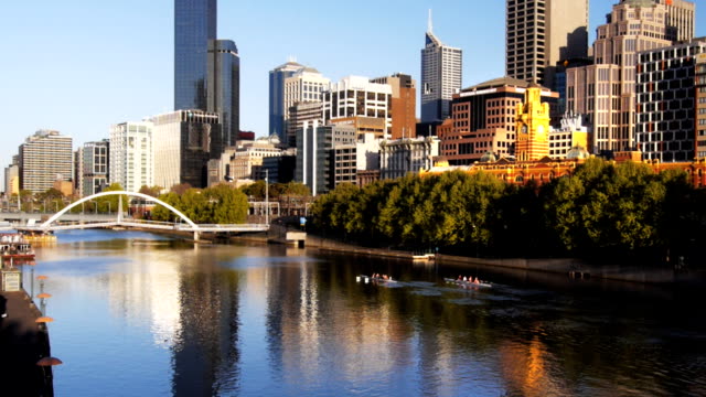 Melbourne-von-Yarra-river