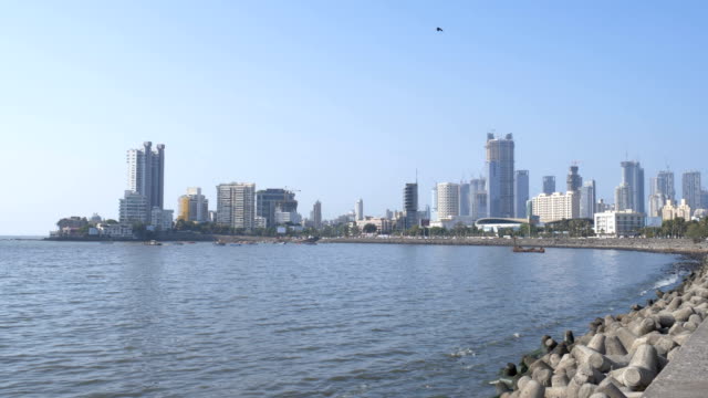 Stadtbild-der-Skyline-von-Mumbai-in-der-Nähe-von-Worli-Sea-Link,-Indien.