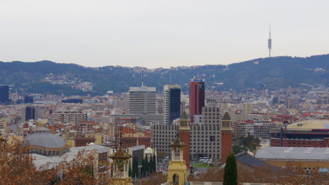 barcelona-edificios-principales-en-el-último-piso-panorama-4-k,-España