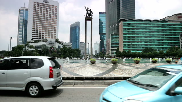 Einladende-Denkmal-in-Jakarta,-Indonesien-oder-Hotel-Kreis