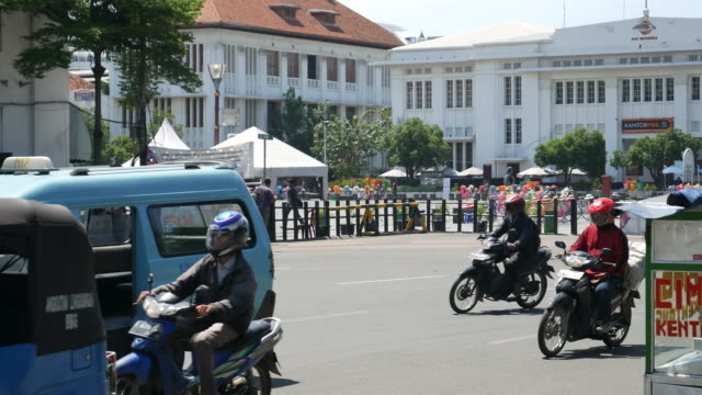 Vista-del-tráfico-en-Yakarta,-Indonesia.