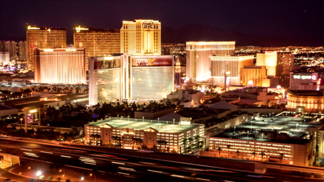 Panorama-de-Las-Vegas-toma-panorámica-de-la-noche,-lapso-de-tiempo