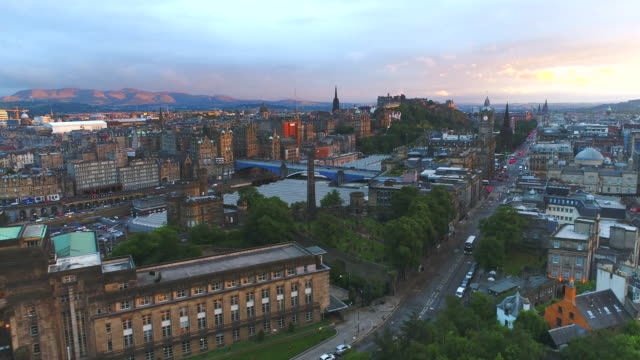 Edinburgh-Schottland-Sonnenuntergang-Antenne