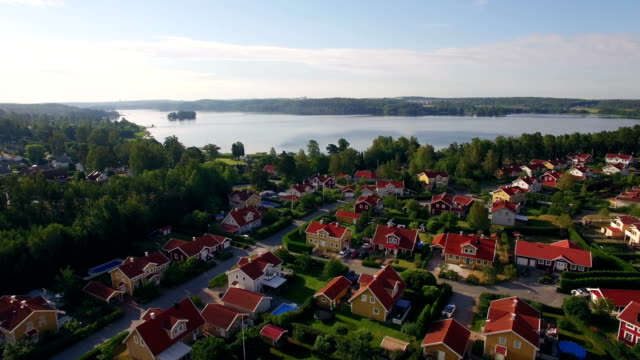 Ariel-view-of-houses