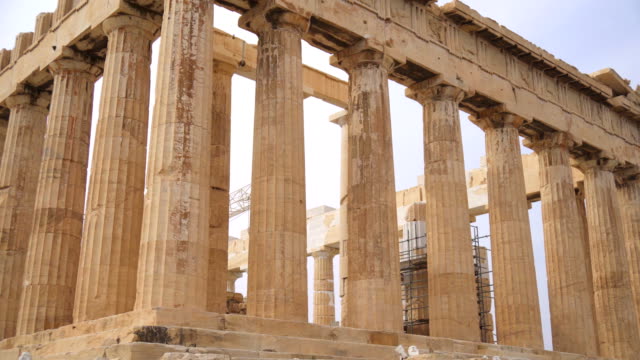 Antiguo-Partenón-en-la-Acrópolis-de-Atenas.