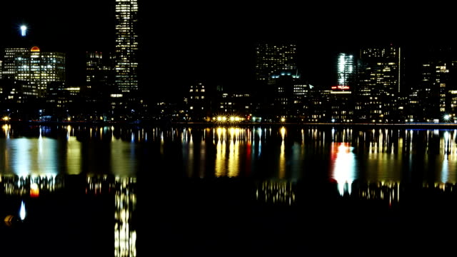 Skyline-Time-lapse-vista-nocturna-de-la-ciudad-de-Cambridge