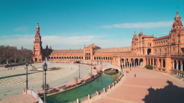 Sevilla-Sonne-Licht-Palast-der-Spanien-Hauptplatz-–-Panoramaaufnahme-4-k-Zeitraffer