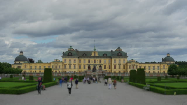 Drottningholm-Palace,-Stockholm,-Sweden