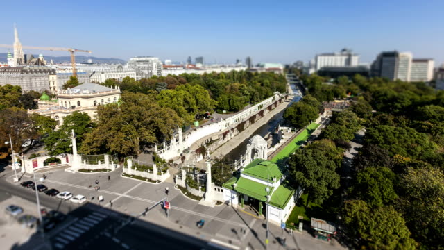 Timelapse-of-the-City-Park-in-Vienna-Austria
