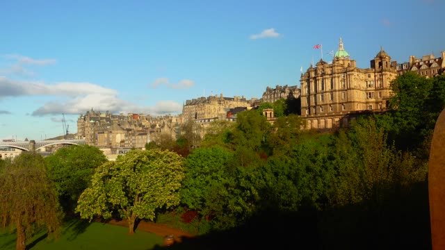 Blick-auf-Edinburgh-Stadt-bei-Sonnenuntergang,-Schottland,-Vereinigtes-Königreich,