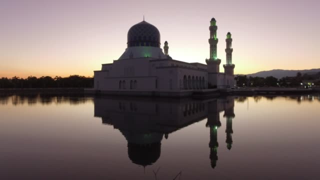 Mezquita-flotante,-Kota-Kinabalu