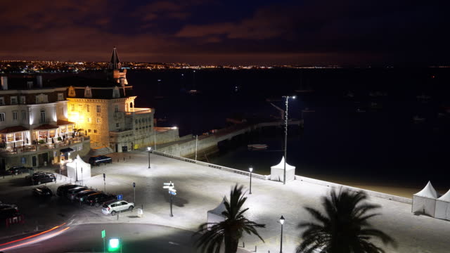 Timelapse-Stadtbeleuchtung-in-cascais