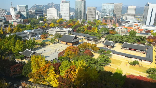 Timelapse-Autumn-of-Seoul-City,South-Korea