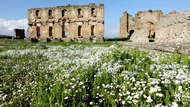 Antike-Stadt-Aspendos