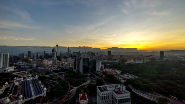 timelapse-HD-Filmmaterial-von-einem-wunderschönen-Sonnenaufgang-von-Kuala-Lumpur