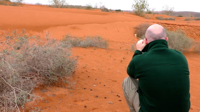 Mann-Nehmen-Sie-Bild-Sahara-Wüste