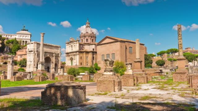 panorama-de-foro-romano-famoso-del-ciudad-de-Roma-de-Italia-verano-día-4k-lapso-de-tiempo