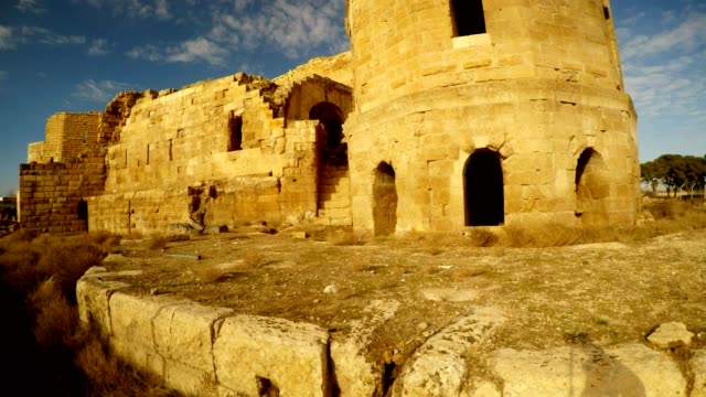 ancient-ruined-castle-on-the-border-of-Syria-and-Turkey