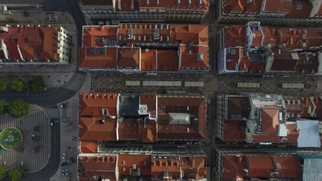 Draufsicht-der-Häuser-der-Chiado-in-Lissabon,-Portugal