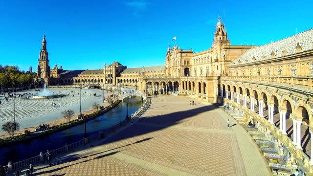 Panorama-of-Plaza-de-Espana-in-Seville,-Andalusia,-Spain