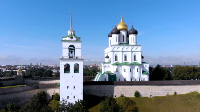 Pskov-Kremlin,-Cathedral-Pskov-Russia-Aerial-view