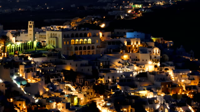 Night-hyper-lapse-of-Fira-(Thira)-town,-Santorini-island,-Greece