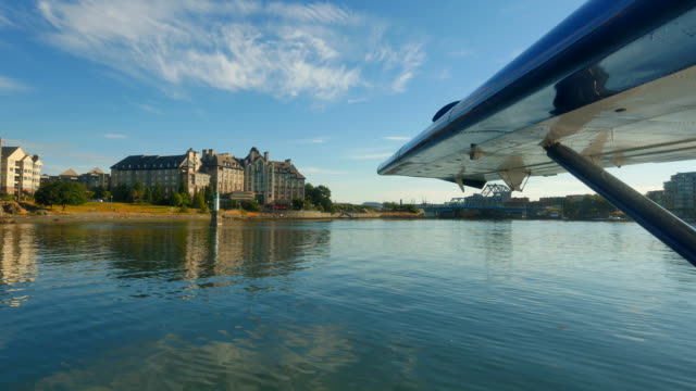 4K-View-from-Seaplane,-Delta-Hotel,-Victoria-Inner-Harbour,-British-Columbia
