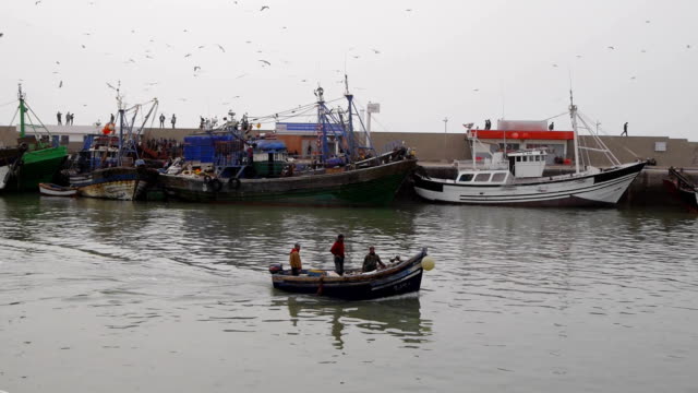 Fischer-Boot-Foing,-Meer,-Essaouira,-Marokko