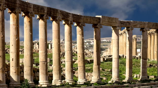 Forum-(Oval-Plaza)--in-Gerasa-(Jerash),-Jordan.- Forum-is-an-asymmetric-plaza-at-the-beginning-of-the-Colonnaded-Street,-which-was-built-in-the-first-century-AD